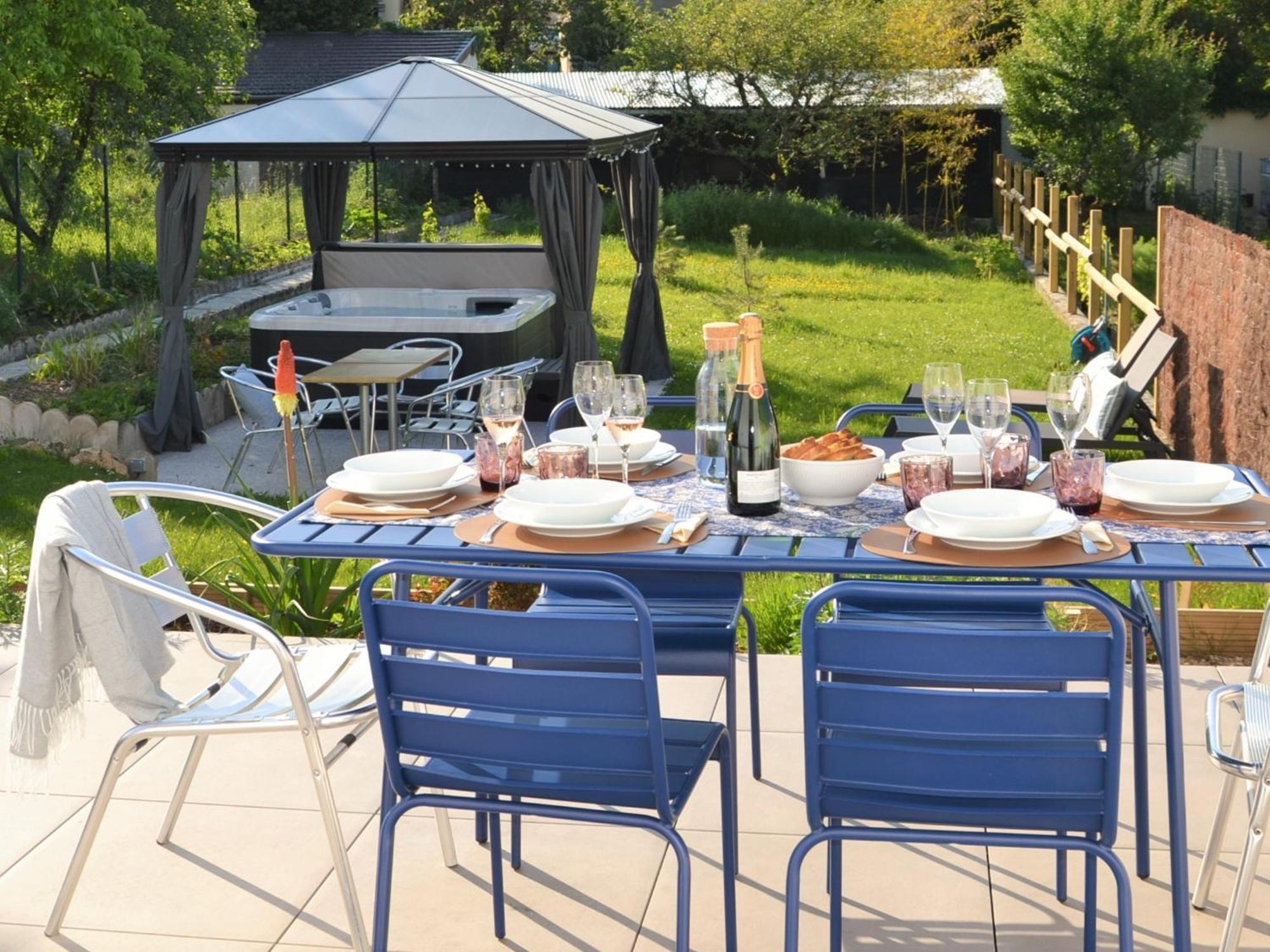 Le Cemarose: Spa, Jardin, Terrasse Et Jolie Vue Au Coeur D'Эперне Экстерьер фото