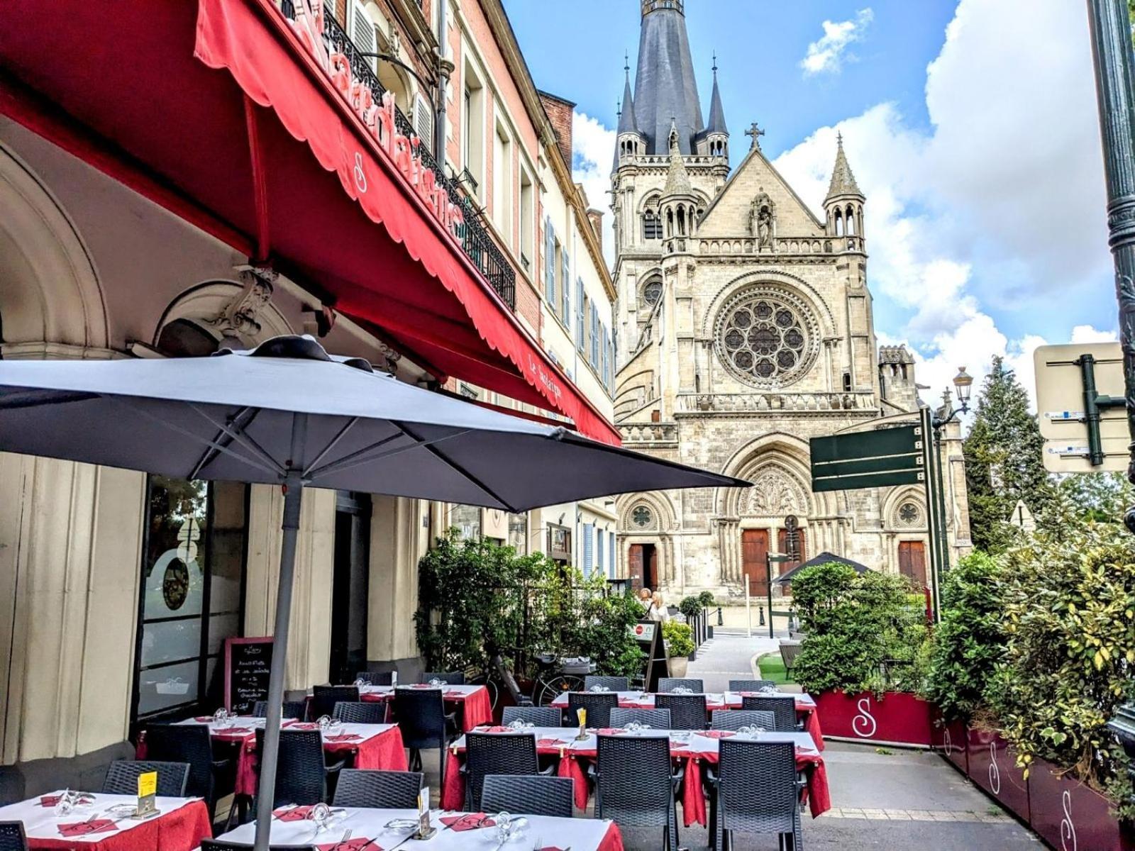 Le Cemarose: Spa, Jardin, Terrasse Et Jolie Vue Au Coeur D'Эперне Экстерьер фото
